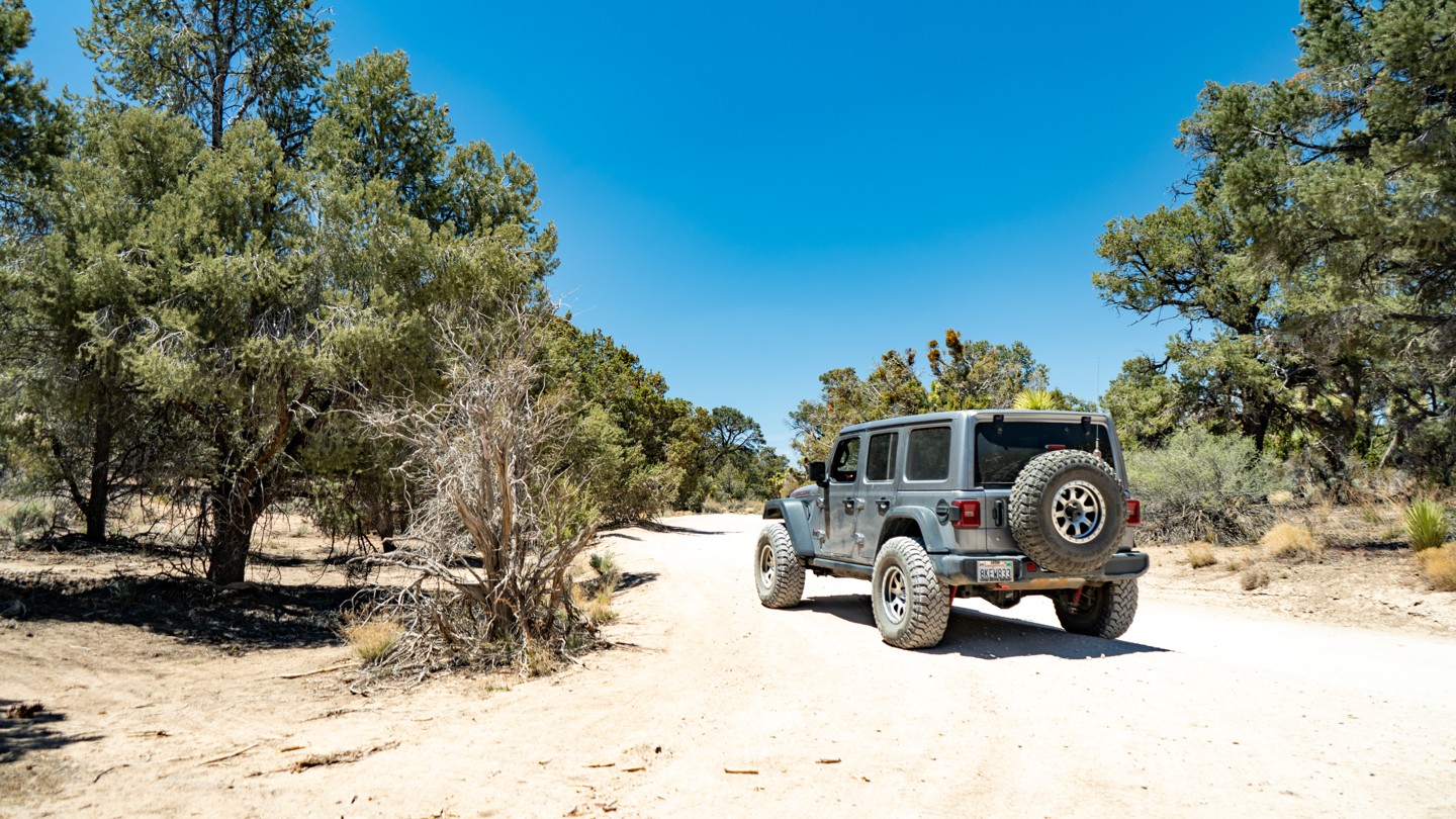 2N02 Burns Canyon California Offroad Trail
